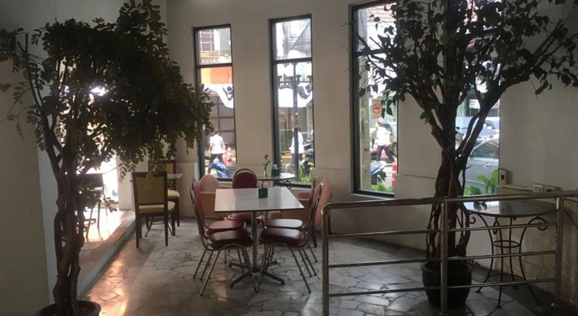 Jumbotel Hotel Bangkok Kültér fotó